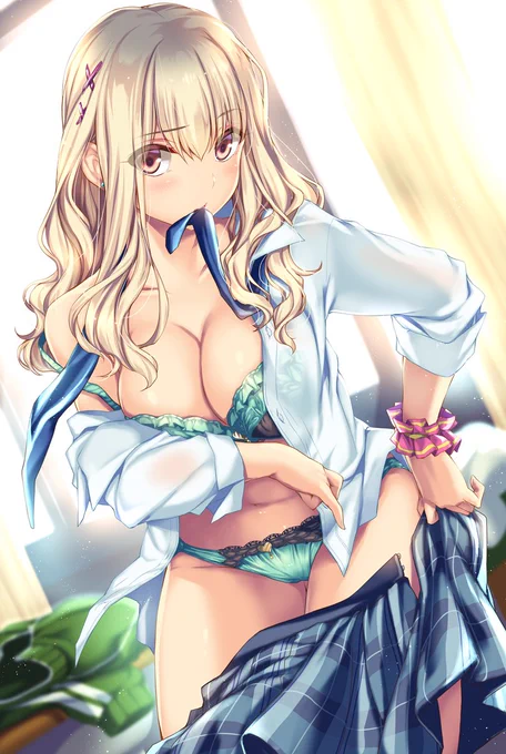 ㊗️本日発売です😆
PS4版、Swich版『キスから始まるギャルの恋～くるみのウワサとホントのキモチ～』⇒https://t.co/XCLKRRS7e3

健全版なので小学生からプレイできるよ!
#ギャル恋 