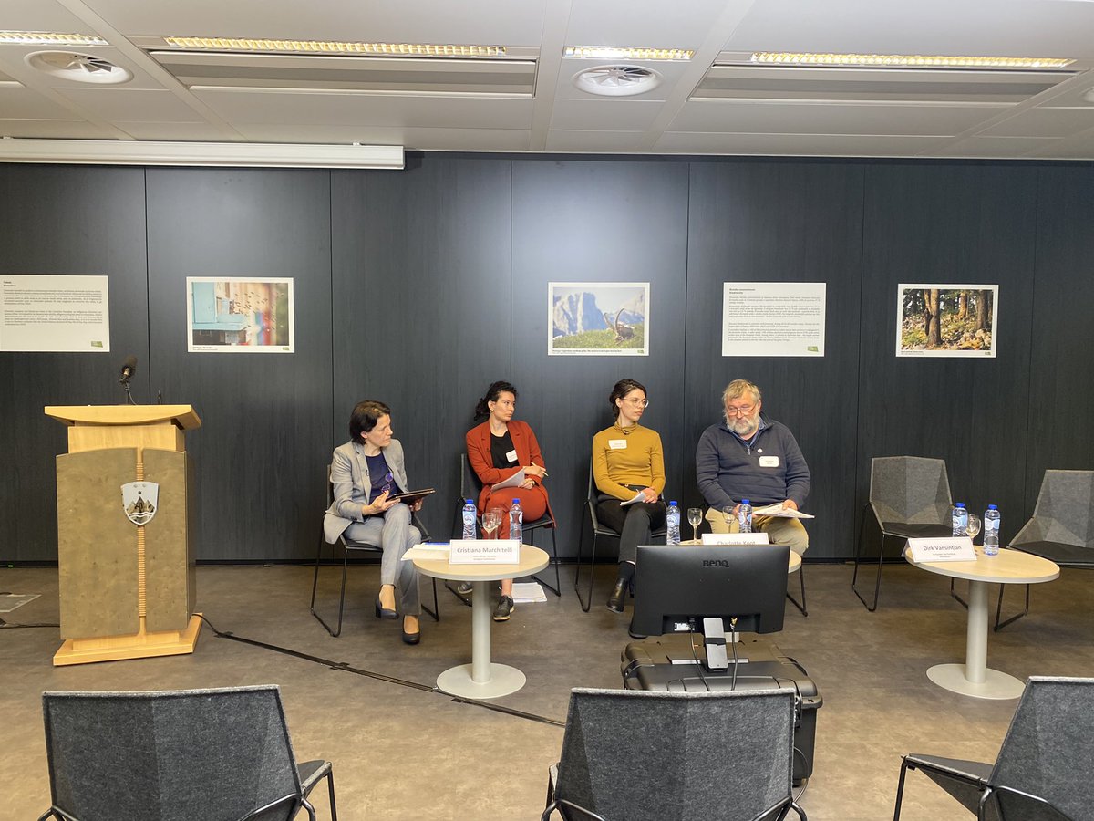 In the words of our panelists “It’s cruical to engage people from the very start (from white papers on)” 👥 “instead of top-down technocentric approach: we need the social and technical innovations as partners, not as competitors or add-ons”⚙️ #socialinnovation