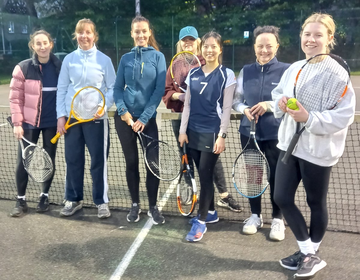 FMCTennis's tweet photo. A fab evening of fun tennis at our first Women's Social Tennis session last night. We are on every Weds 7-9pm - £5 per session - no need to book just turn up &amp; join in @MCRActive @SheRallies @didsburylife @ThisGirlCanUK https://t.co/11ekZtdT7W