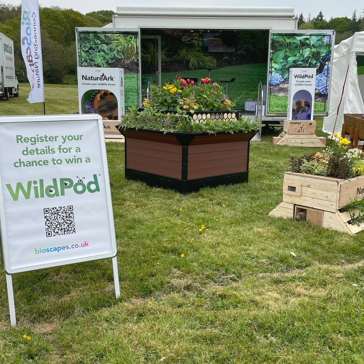 BioScapesUK's tweet photo. #BioScapes are all set-up and ready to meet you at BBC Gardeners' World Spring Fair this weekend! Come and say hi and view our product range of #NatureArk, #BioCube and #WildPod 🪴
#Biodiversity #beaulieu #hampshire #newforest #nature https://t.co/RgOtx8Jkvp
