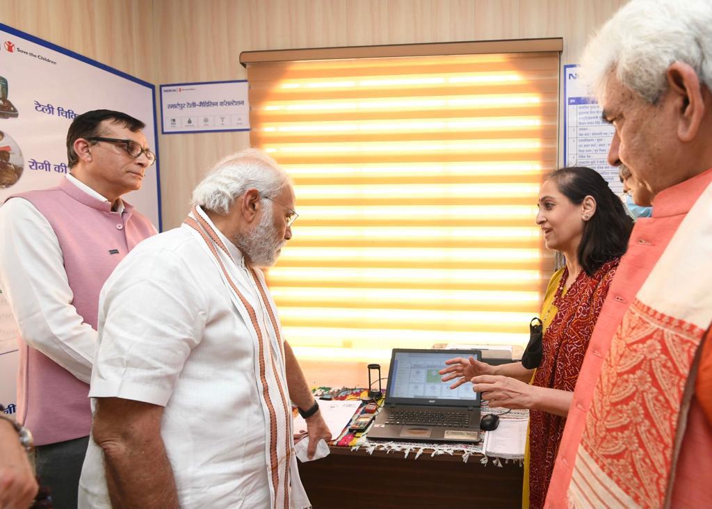 NokiaIndia's tweet photo. We take pride in connecting the unconnected. In partnership with our NGO @stc_india, we're taking our digital village ecosystem #CSR initiative SMARTPUR to J&amp;K. Efforts were presented to @narendramodi, PM of #India, @manojsinha_, @girirajsinghbjp, @KapilPatil_ &amp; @DrJitendraSingh. https://t.co/4RZQWOXO2g