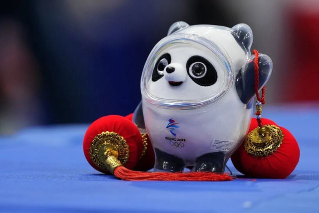 vonechain's tweet photo. This year’s #Olympics is known as the “#High-#Tech Olympics” that nameworthy, because many high-tech #products had been unveiled &amp; #utilized during the event, including #blockchain technology which regarded as a #disruptive #technology in next #generation due to its #advantages. https://t.co/2KfMNHt8cF