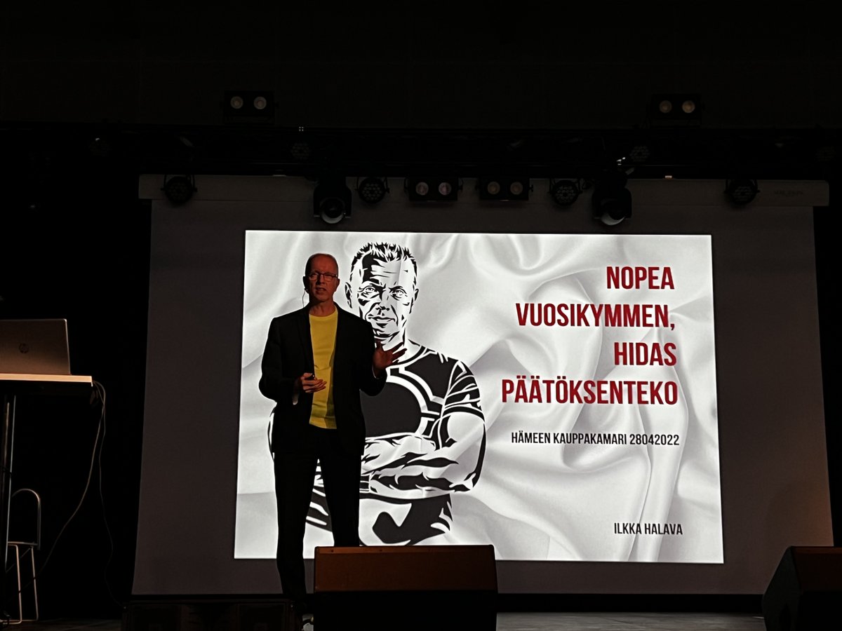 K2HAM_'s tweet photo. Vaikuttamisiltapäivässä @VIPK2HAM Tulevaisuustutkija @IlkkaHalava ”Nopea vuosikymmen, hidas päätöksenteko” – paikalla myös @jyrihakamies @Elinkeinoelama @ElorantaJa ja @TapioHuttula https://t.co/ABvx2ntQak