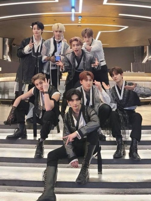 skzkaethoughts's tweet photo. a new account dedicated to #StrayKids and #Dreamcatcher ! feel free to rt to spread if you like❣ https://t.co/HEPwsQjuCJ