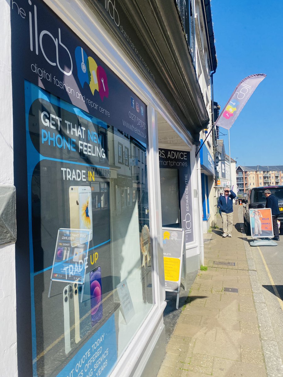 The_ilab's tweet photo. BANK HOLIDAY WEEKEND 😃
We are open Sat 9-5:30, Sun 10:30-4 and Mon 10:30-4
Available repair appointments, fab deals on phones and tablets and a brilliant range of accessories
#ilabbarnstaple #phonerepair #phonerepairshop https://t.co/ud3Oj2qAcz