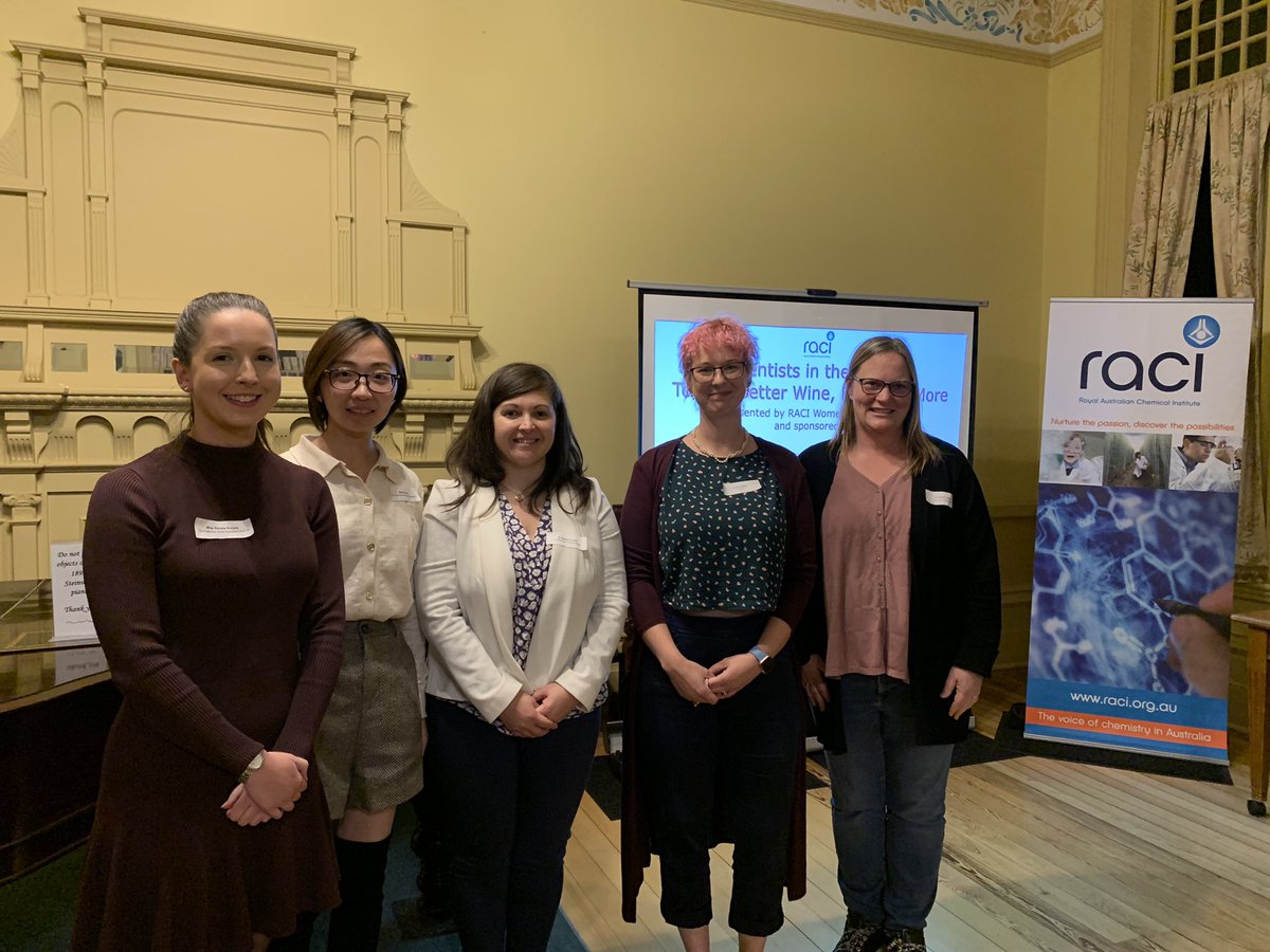 Our host Renata Kucera with speakers Maddy Jiang <a href="/The_AWRI/">AWRI</a>, Dr Natoiya Lloyd from Metabolomics SA, Dr Nina Welti <a href="/CSIRO/">CSIRO</a> and Dr Helen Collins <a href="/UniofAdelaide/">Uni of Adelaide</a> - thank you for your fascinating presentations. There will be a recap for our followers tomorrow but for now to network! 🍷