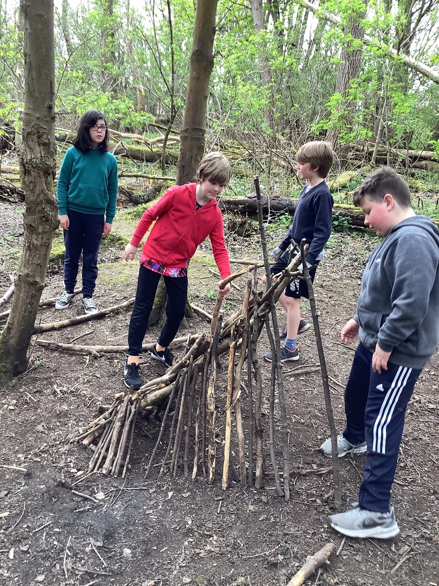 blackhallPS's tweet photo. P6/5 more photos from our outdoor learning.
#earthcalling https://t.co/FNNdsT5dI7
