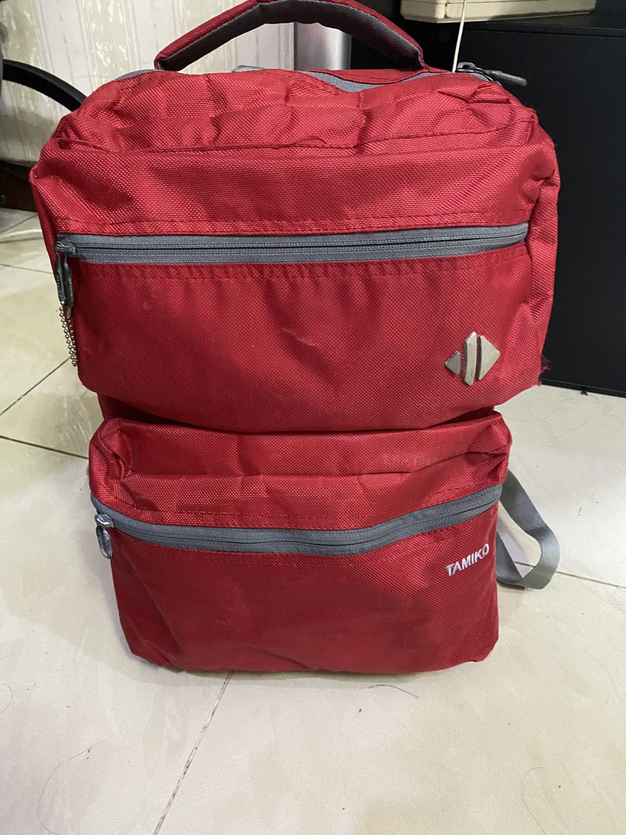 Tips Berkendara jauh versi Nike :
1. Cukur jembut (biar ga ketarik2 slm bermotor)
2. Senekat apapun pastikan punya duit
3. Visik dan mental kudu strong
4. Pastikan punya gebetan di setiap titik rest area (buat ngirit 🤣)
5. Selalu berdoa minta penyertaan Tuhan 
Jakarta-Blitar🛵💨