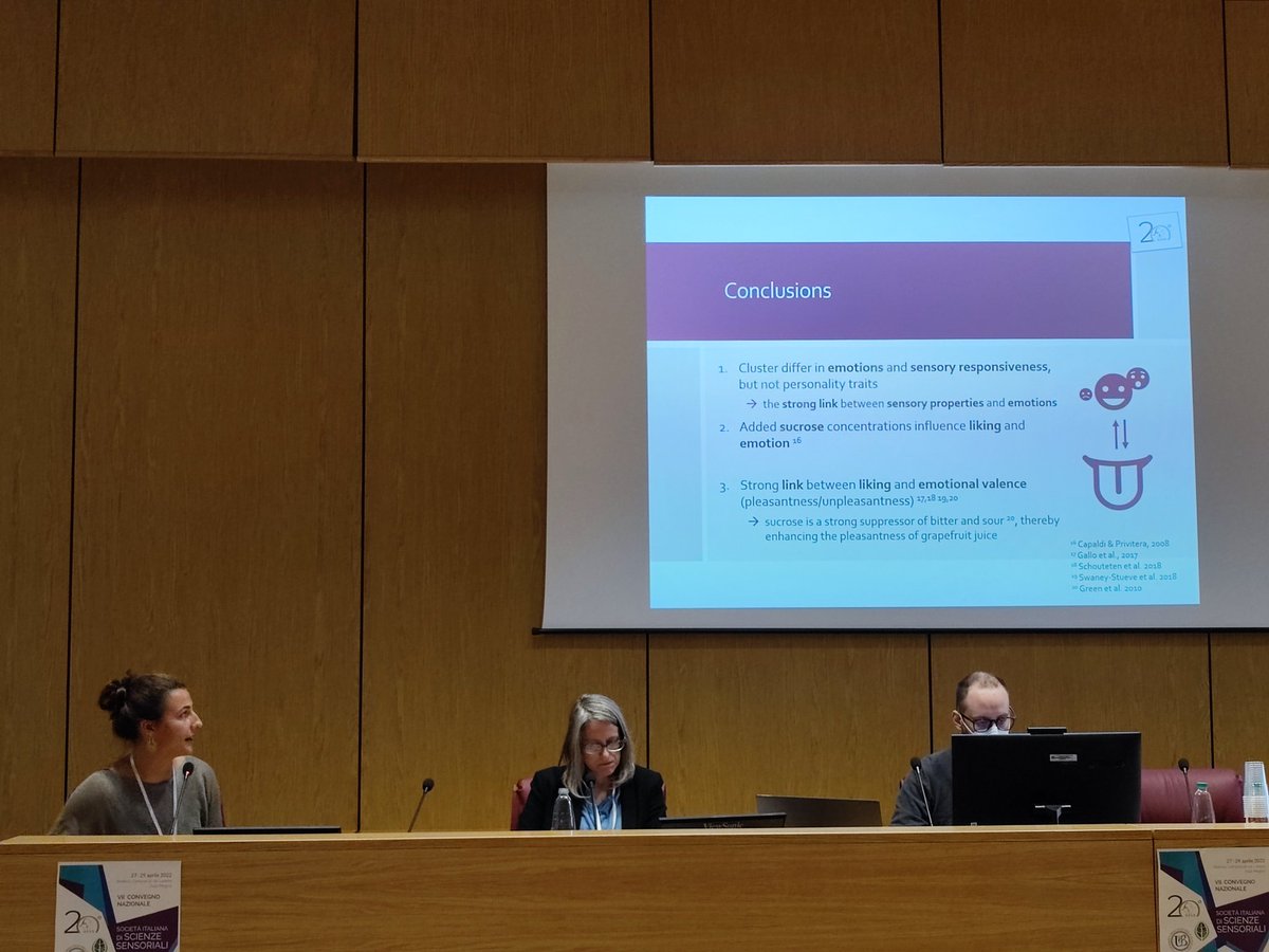 M_Kokkorou's tweet photo. Another excellent presentation by my colleague Dr. Julia Sick on the use of emojis to evaluate the emotions &amp; sensory responsiveness of primary school students to grapefruit juice🧃
✅ A very promising approach for this age group!

#eduliastudy #sensorylab #unifi https://t.co/sqXWCQvJKm