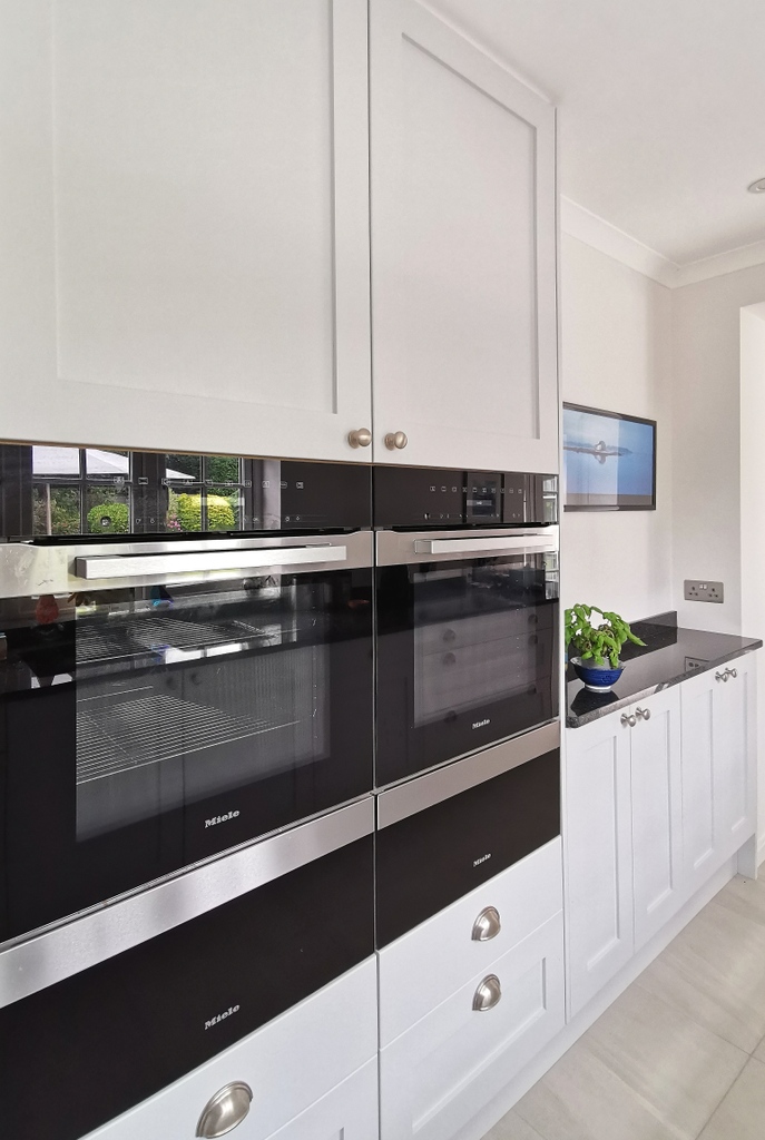 carmelharger's tweet photo. G A I N S B O R O U G H  A V E | ⁠Our clients love to entertain. This being their forever home and last kitchen they wanted their kitchen to be refined, giving them everything they ever wanted. These Miele ovens and warming drawers were at the top of their requirement list!⁠ https://t.co/TsXoprnqgN