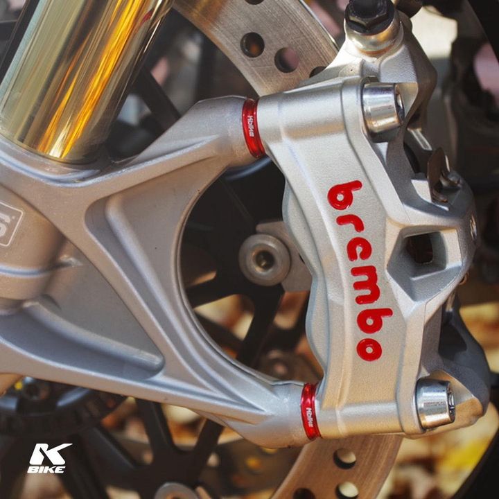 kbike_factory's tweet photo. Distanziali di livello! Acquistali subito dal sito: Scrivi nel campo "Cerca:" ➡️ DISTANZIALI Link diretto al sito in bio 👉🏻 @kbike_factory LET'S GO! Disponibile per Ducati: 1098 - 1198 Monster 1200 Multistrada 1200 - 1260 - V4 Panigale 1199 - 1299 - V2 - V4 Streetfighter… https://t.co/UalpRkcXly