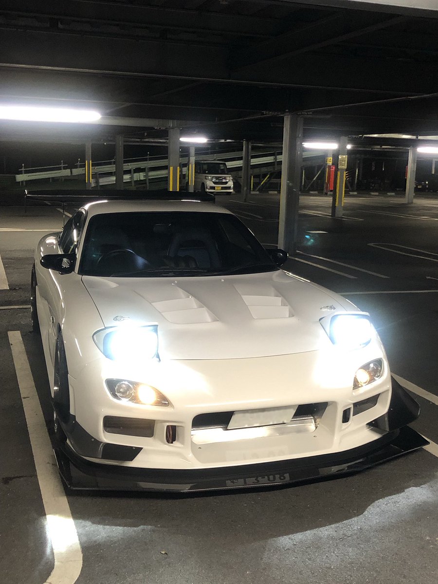 AMEMIYA_RX8's tweet photo. 久々の夜ドライブ🎵 https://t.co/LveK2TZxXL