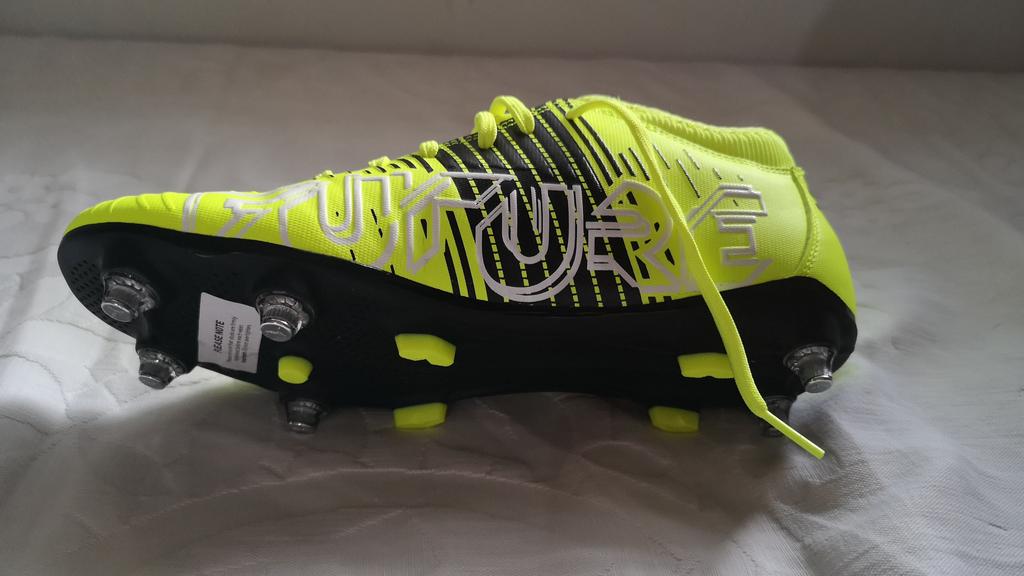ramocha's tweet photo. @PUMAArgentina Me compre los Puma Future Z 4.1 SG antes los hacían más grande de horma 😔 así y todo están muy buenos https://t.co/futKhPhZ1Z