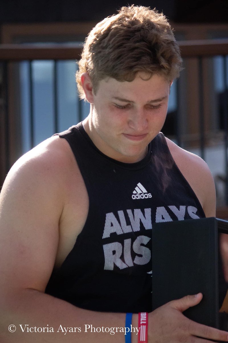 PC_Wrestling's tweet photo. Congrats to @Will_Brock68 a 2xState Qualifier who won🥉 place at States his senior year.  Will joined 🤼‍♀️ 🤼‍♀️ to be a better 🏈 player!  It worked: the SAC Defensive Player of the Year was unstoppable on the gridiron too! @ECUPiratesFB @coachtesch @Pinecrest_MCS @rcurtin29 https://t.co/i5xja2CYRC