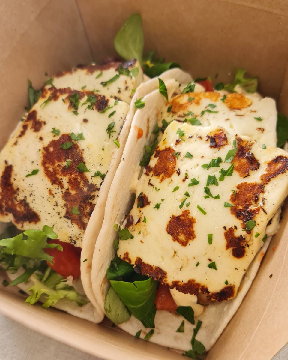 TheRedshankUK's tweet photo. Open for lunch today down at the marina 😋 

Find our grilled halloumi soft tacos among plenty of other delights 😊 

#streetfood #halloumi #softshelltacos #theredshankuk https://t.co/ES29KrG7Oj