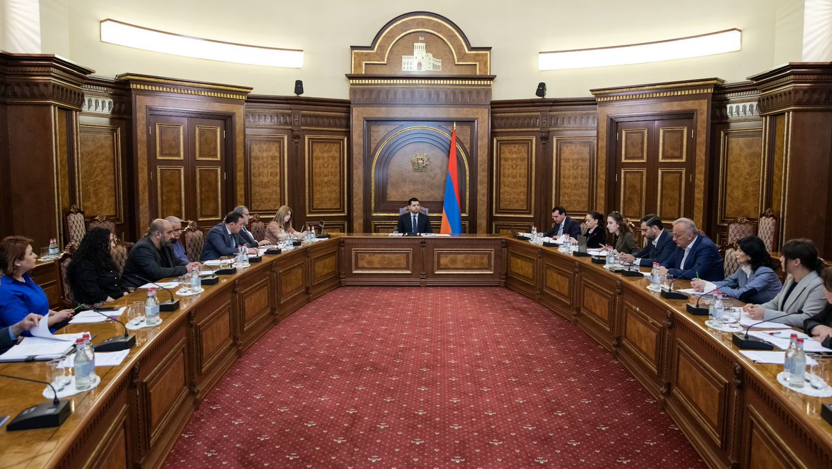 EITI_Armenia's tweet photo. #EITIArmenia MSG held a meeting chaired by Dep Prime Minister Hambardzum Matevosyan. MSG approved #EITI 4th report ToRs, agreed on number of decisions, discussed progress on #BODs, #opencontracts, systematic data disclosure, etc.
https://t.co/3GLfWAQF1v
https://t.co/GQQBRbODd2 https://t.co/R9Z3uEGAbV