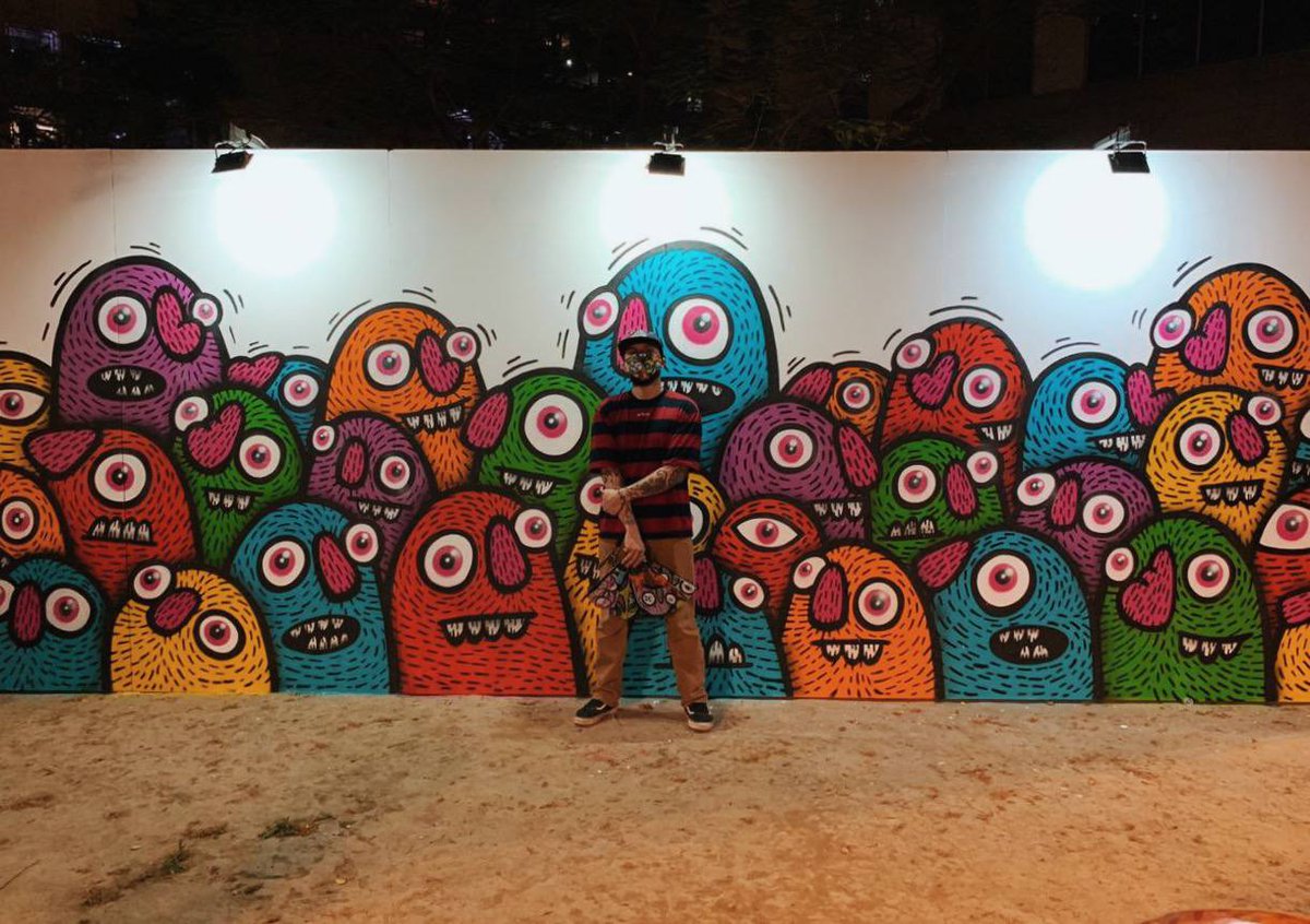 enjoyGLOBE's tweet photo. It’s been one extraordinary afternoon at Art in the Park. Know how you can get your hands on @distortmonster’s monstrous marvels along with exclusive #GlobePlatinum tokens here: https://t.co/GkYzj6T5U9 #OwnTheExtraordinary https://t.co/CsDLZ7kMuv