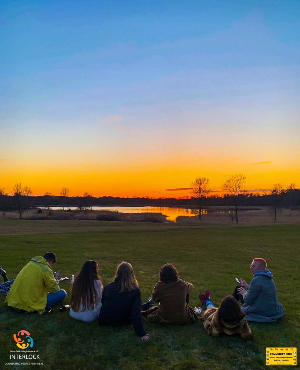 InterlockFound1's tweet photo. 🇪🇺#erasmusplusproject #COMMUNITYSOUP April ‘22. Participants enjoying the #sunset after their projectday in 🇩🇰#Denmark with 🇩🇰#Aarhussoup, 🇳🇱@InterlockFound1 &amp; other partners. Read more on: https://t.co/N3URrr76OO. #trainingcourse #youngentrepeneurs #empowerment @Erasmus_Project https://t.co/4CGcEb1C3J