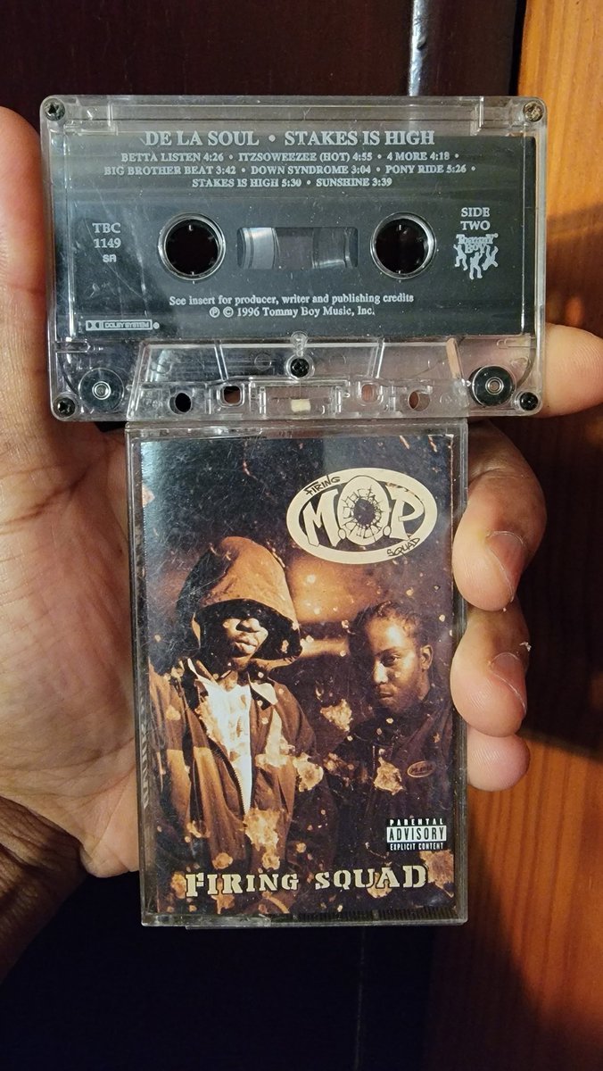 1996 was an amazing year for hiphop. Out of these 2 groups who do you think dropped the better album?