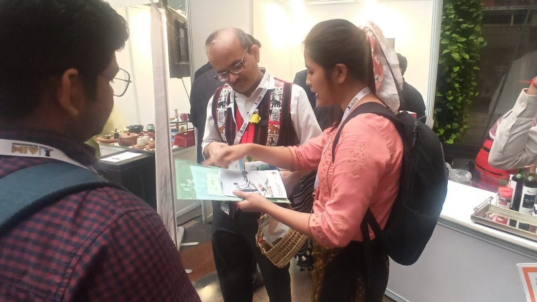 AicSelco's tweet photo. Interaction with @DrChintan_V Mission Director @AIMtoInnovate about the incubation model &amp; tech #innovation processes under the @AicSelco program    #AzadiKaAmritMahotsav @CMOfficeAssam @CmoNagaland @CMO_Meghalaya @CMOMizoram @CMOmanipur @CmoTripura @CMOArunachal @MDoNER_India https://t.co/v8PQ6sitMe
