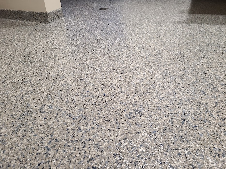 BlackBearCC's tweet photo. Another successful install at UMASS Memorial Medical Center in Worcester. This bathroom renovation in the NICU included a seamless #epoxy flake with cove. 
#bathroom #hospital #seamlessfloor #resinous #medical #ma #waterproof #renovation #repair #construction  #getfloored https://t.co/NKrswbqCHI