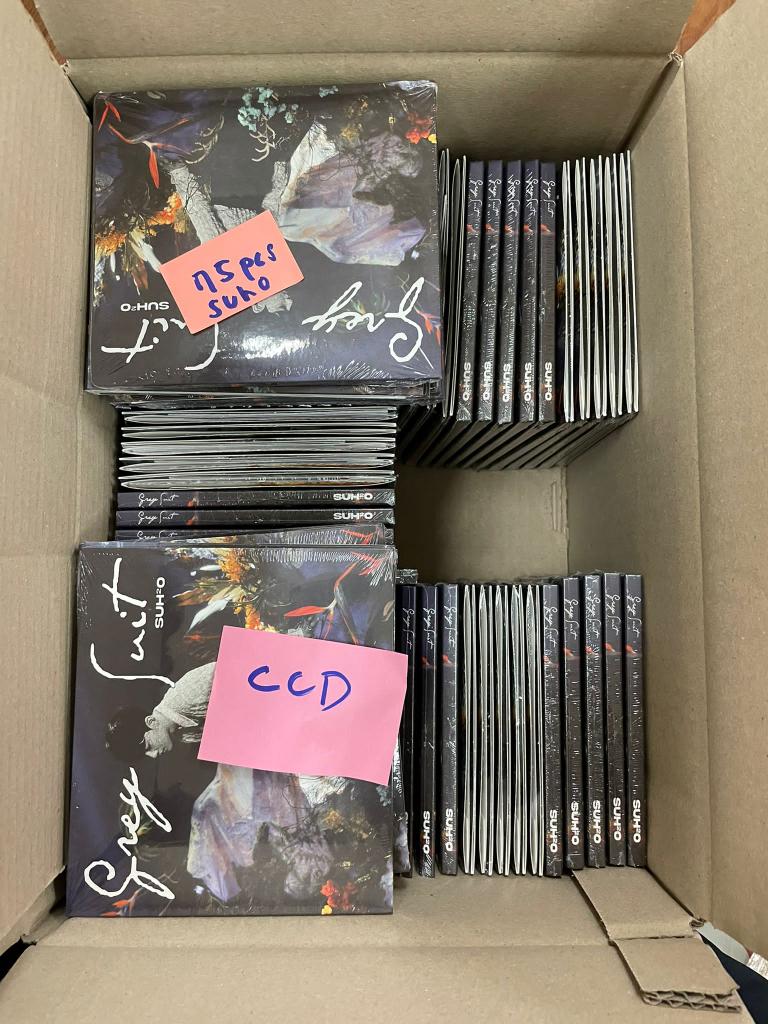 CCDebilShop's tweet photo. BOX #38
PICK-UP DATE : APRIL. 27, 2022
ETD : MAY. 4, 2022
ETA : JUNE 15, 2022
BOX # : 1 JUMBO BOX
#CCDShop_Update https://t.co/y2NoTcesFg