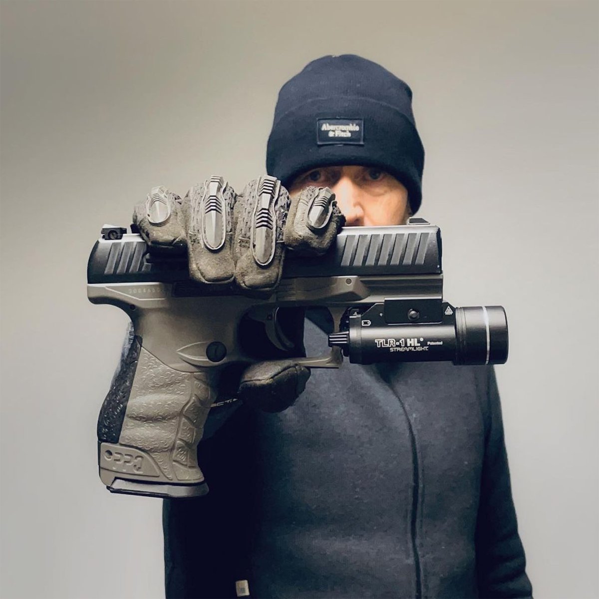 StreamlightUK's tweet photo. What’s your Streanlight light of choice?
📸 @apexdelta_uk
#tactical #gunlight #tlr #weaponlight https://t.co/qF1i4JRIZH