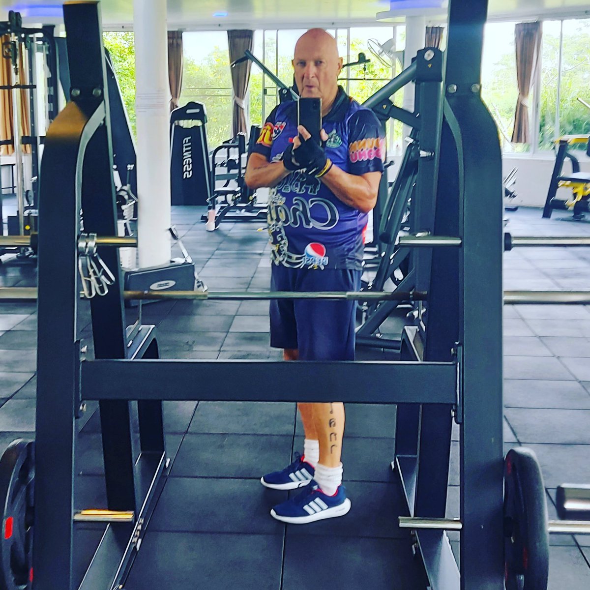 James78London's tweet photo. #fitness #Phuket #Thailand https://t.co/AmmiiSBEac