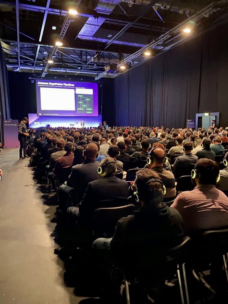 GreigCowan's tweet photo. Great experience yesterday to present how we are building and scaling our MLOps capability at @NatWestGroup using @awscloud. Was a fantastic event. #AWSSummit https://t.co/yIEC9g4snF