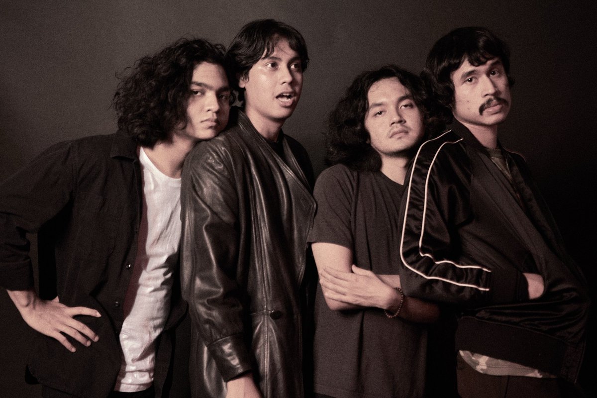 📸 : <a href="/m0thering/">Mothering</a>