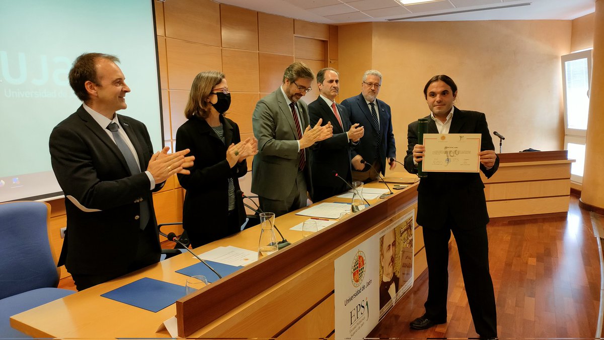 ujaen's tweet photo. 🏅David Fernández, Ignacio Quílez y Juan Andrés Gámez, galardonados en el XXI Premio Internacional Francisco Coello de @ujaen @epsjaen y @VicProyec
En esta edición se han presentado más de cuarenta trabajos procedentes de 16 universidades españolas y 4 extranjeras https://t.co/i3xQMocAkR