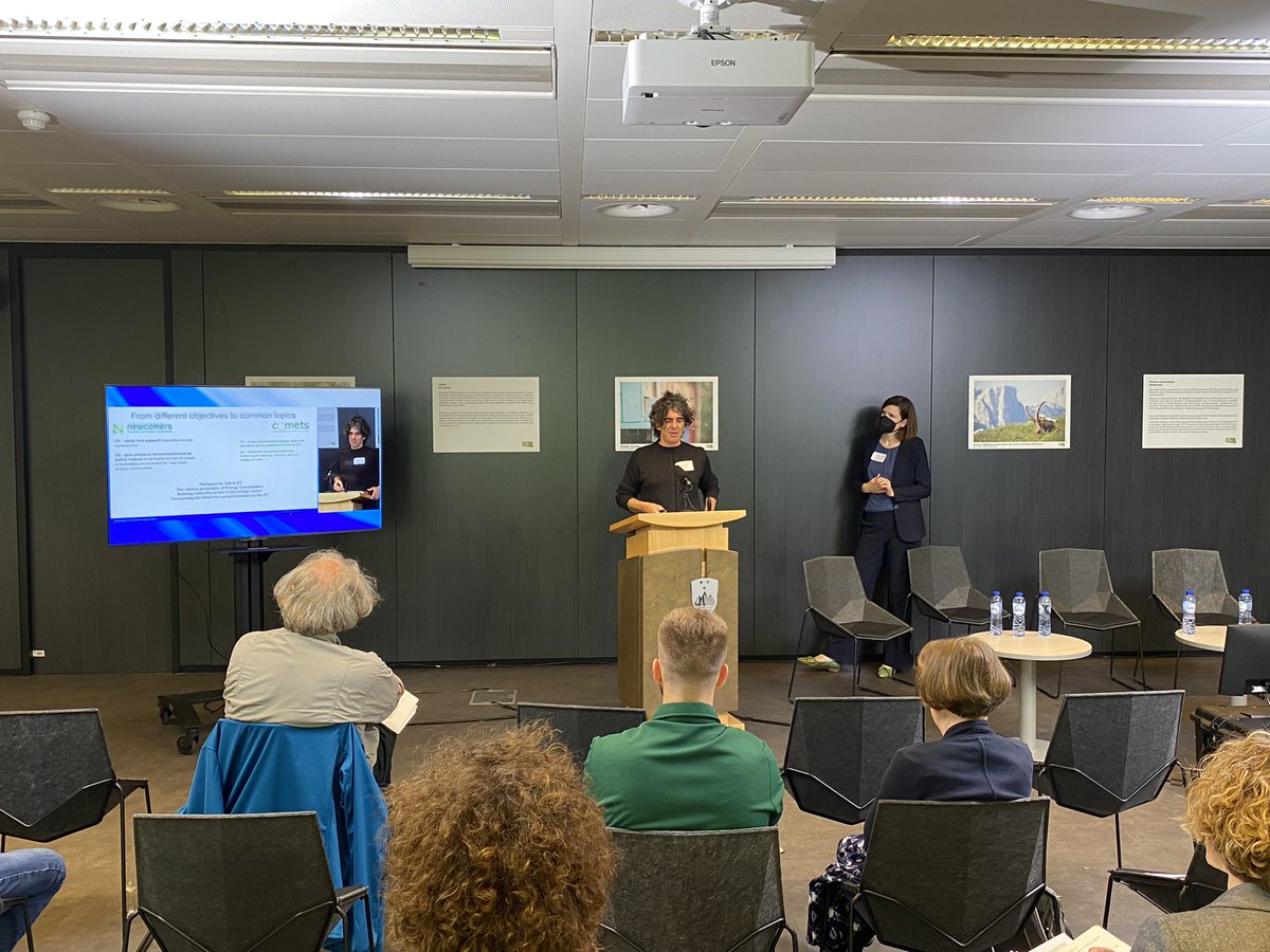 NEWCOMERS_H2020 (@newcomers_h2020) on Twitter photo The second half of our event has started!
👉 In room 2 you can listen to the NEWCOMERS and <a href="/CometsH2020/">COMETS-H2020</a> partners explore the topic of Building collective action in the energy sector! The second half of our event has started!
👉 In room 2 you can listen to the NEWCOMERS and <a href="/CometsH2020/">COMETS-H2020</a> partners explore the topic of Building collective action in the energy sector!