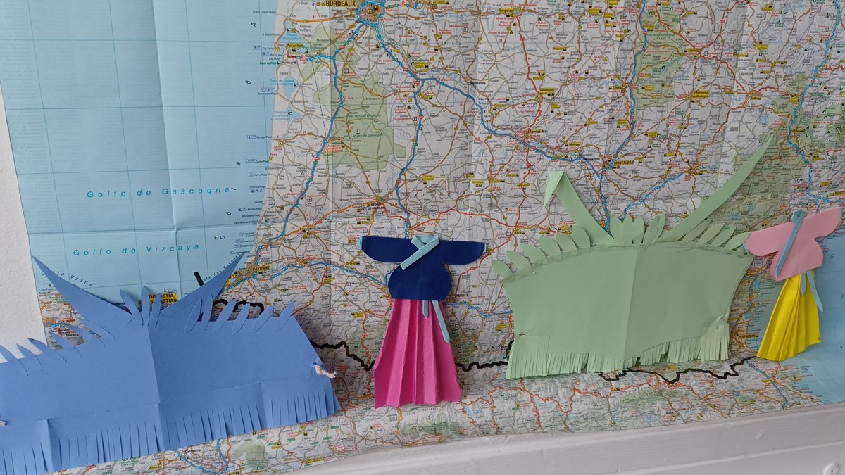 ChepstowSpanish's tweet photo. Here are some of our Hanfu and Miao Chinese costumes ready for @RoutesCymru @ConfuciusBangor #PLAs Challenge number 3. #ethicalinformed #curiosity #perseverance #ambition #positivity https://t.co/raWoTTW0OI