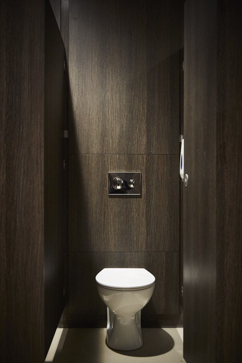 The toilet refurb at Larbert High School is now complete and ready to be revealed to the staff and pupils of the school. By reconfiguring the space, we have managed to create two toilets connected by a communal hand washing area, complete with circular wash troughs.