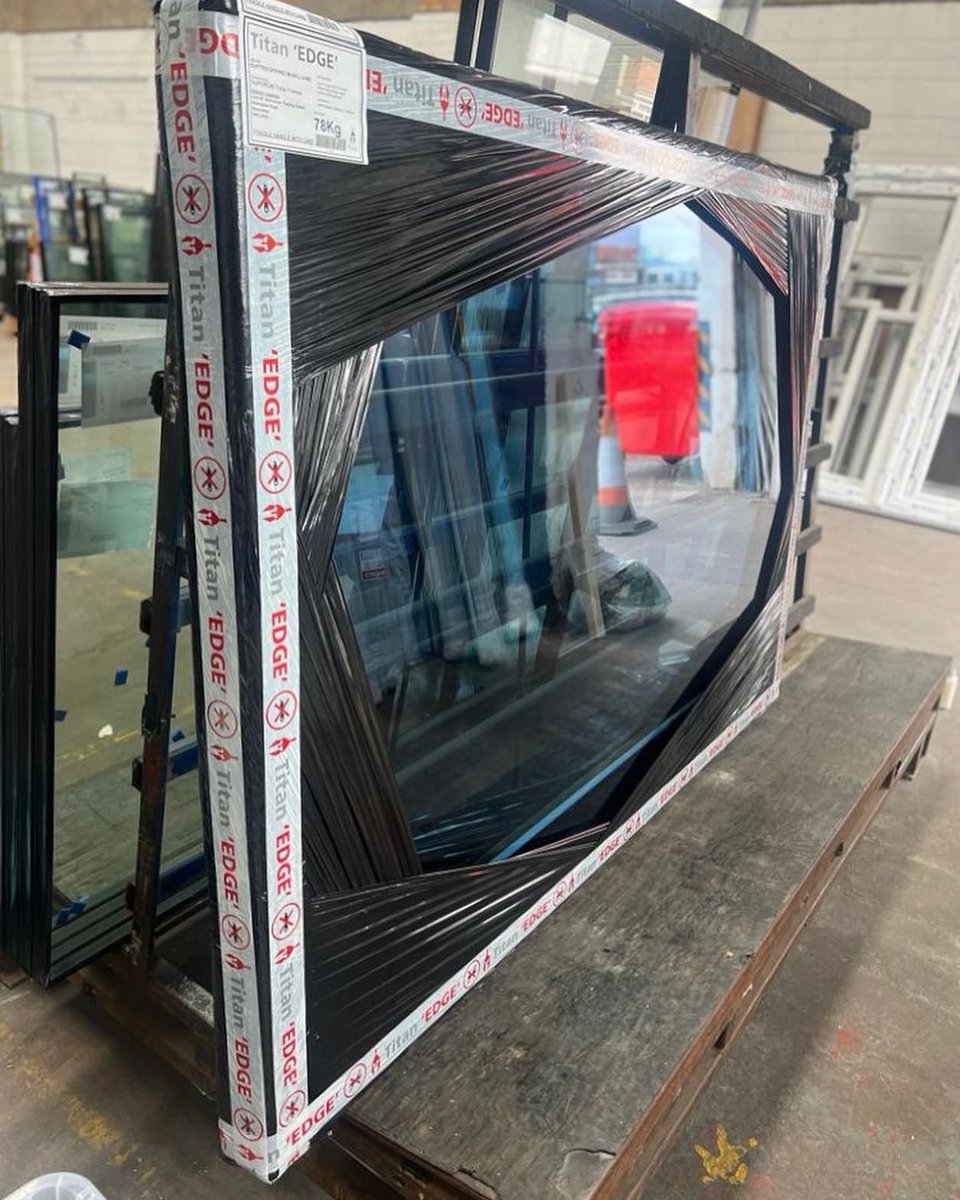 Superior Trade Frames tweet media