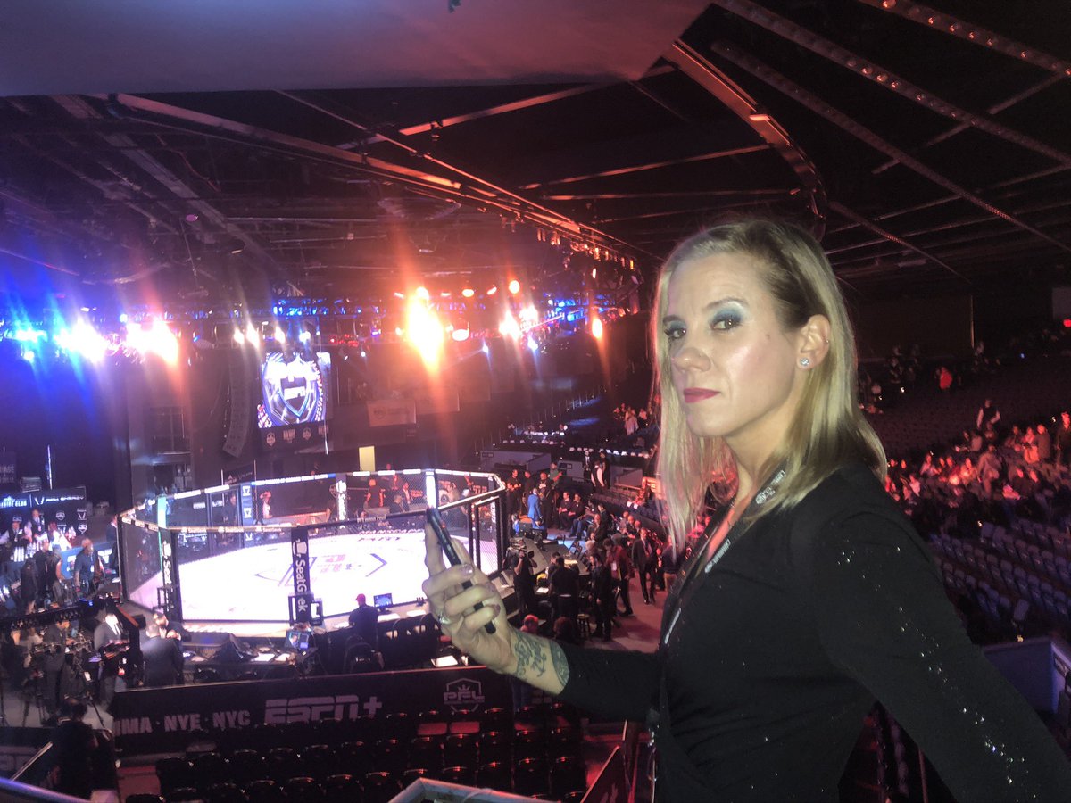 itgcmedia's tweet photo. Canโt wait to be coming down to press rowโฆ to cover live fights again.
#godfirst #pressrow #pflmma #nyc #independentjournalist #inthegirlscorner https://t.co/j0poxnjqfQ