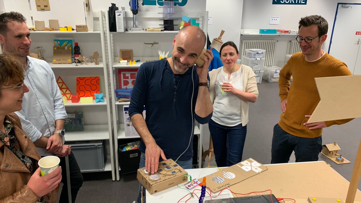 Canope_DTNorm's tweet photo. @canope_62 @reseau_canope @fablabalecole @STEAM_InSitu @universcience 👍Ateliers @reseau_canope #HautsdeFrance 👏
Testez, faites tester le kit #fablab @fablabalecole @universcience et fabriquez votre #beatbox #PumpitUp #homemademusic https://t.co/F7g5O8w0xU