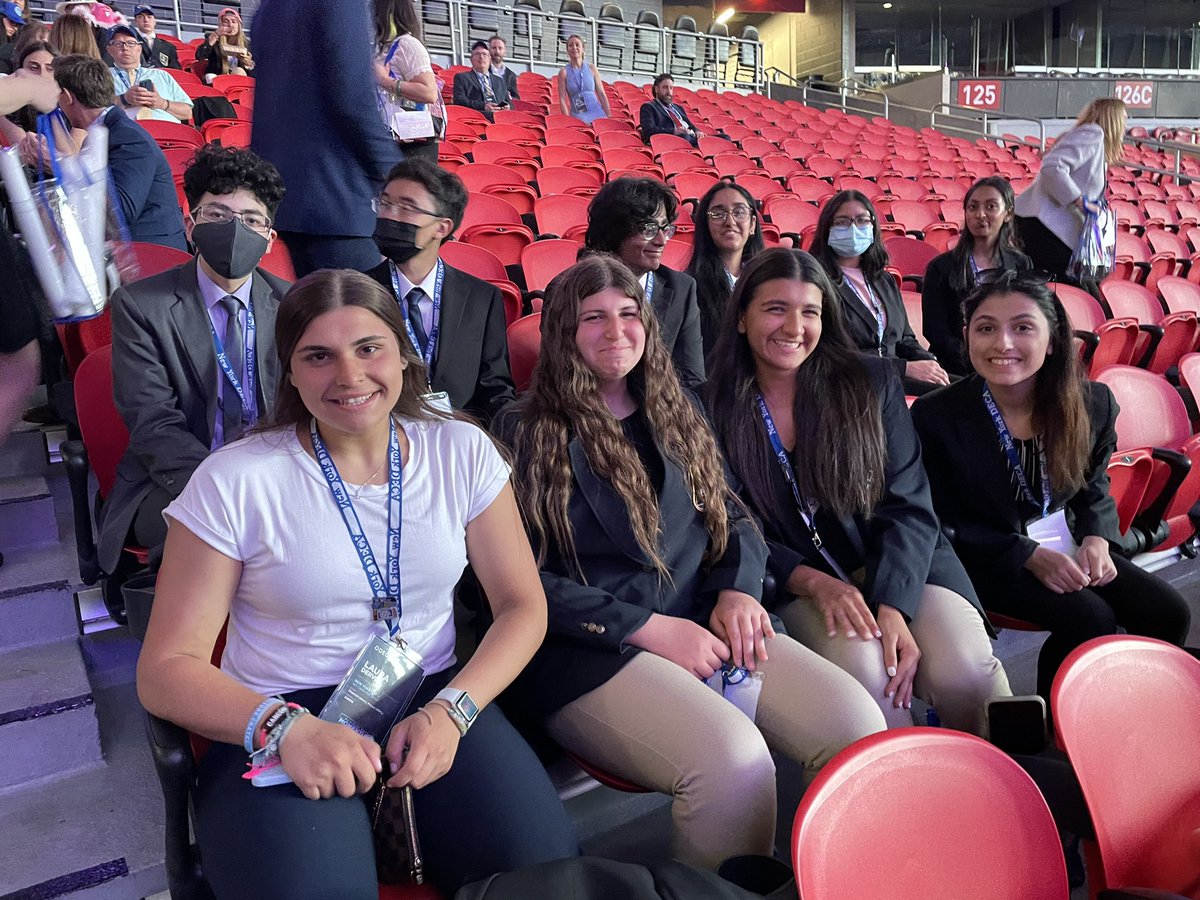 joepav5's tweet photo. Congratulations to the Clarke DECA students who participated in this year‘s ICDC/Nationals competition in Atlanta Georgia.A special congratulations to Gurdev Bhurji Who became a Top 29 Finalist in her category!@WTCRams @drkacjr_EMSupt @emeadowschools @NYDeca https://t.co/38jEpdZkZP