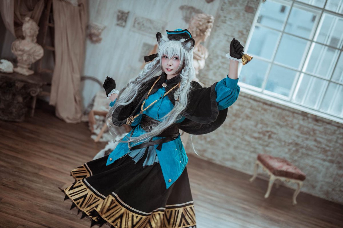 「鈴の音に従いなさい。さすれば道は開かれるでしょう」

「循著鈴音，你定能找到正確的方向。」

#Arknights
 #アークナイツ
 #初雪 
Photo: <a href="/leafslin/">綠葉</a>