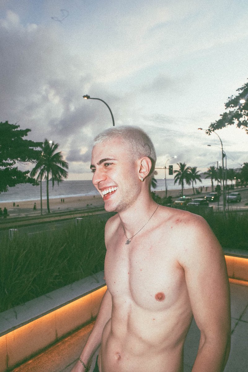 LeoPicon's tweet photo. Bom dia com um tbt bem recente ✨
Como vocês estão?
#LPTeam https://t.co/qqtgMHfNdy