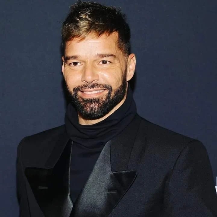 jpus_br's tweet photo. Um ótimo dia para todos os fãs de @ricky_martin #bomdia #buenosdias #goodmorning #JPUSbrasil #teamJPUS #rickymartin😘❤🙏 https://t.co/bhY1OmzHBJ