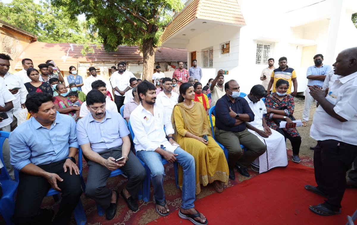 RecycleBinTVM's tweet photo. nder Lifeline Project, renovated toilet block was inaugurated in Pumping Station slum, Chintadripet by Thiru. Udhayanidhi Stalin, honourable MLA of Chepauk- Thiruvallikeni constituency on 27th April 2022. https://t.co/eXzy02a1WB