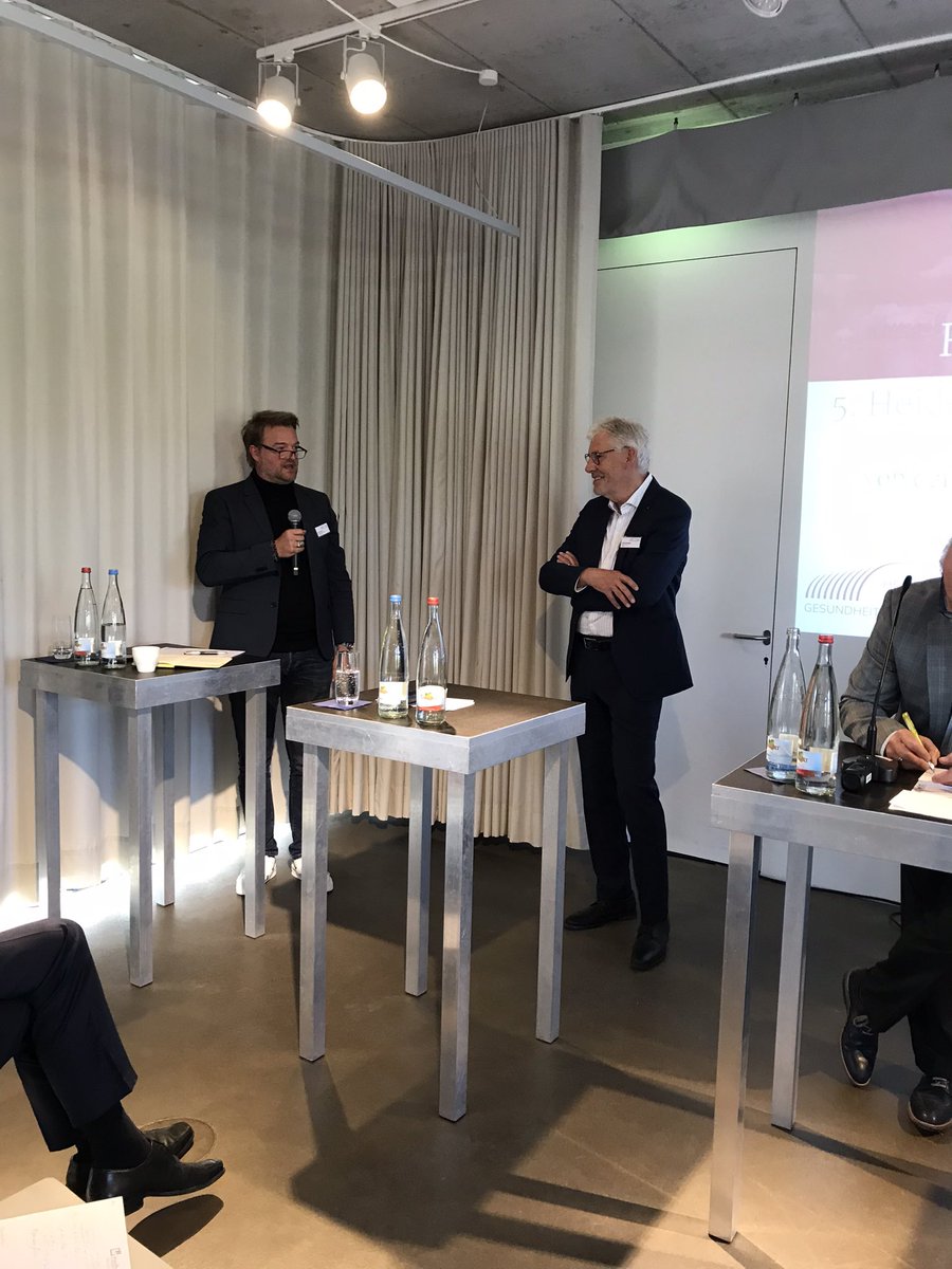 Wir müssen alle ansprechen, die Jungen UND die Alten, damit Digitalisierung für alle funktionieren kann. „Es gibt nichts Gutes, außer man tut es — Keine Prokrastination!“ — <a href="/iKespret/">Istok Kespret</a> von <a href="/hmmdeutschland/">HMM Deutschland GmbH</a> 

#hfg2022 #Digitalisierung #gesundheitswesen #digitalhealth #ehealth #ePA