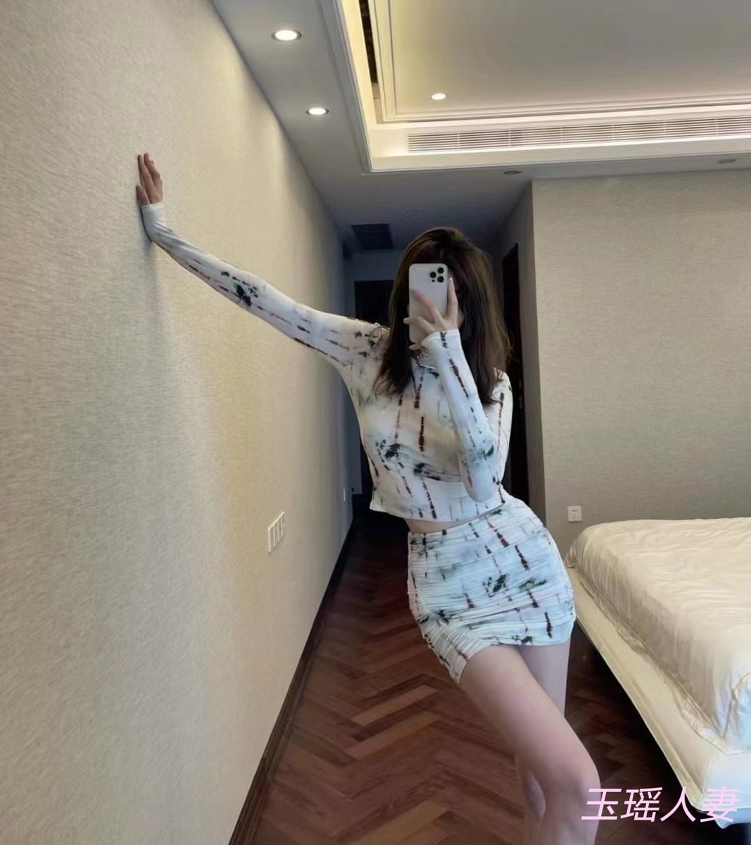 yuyao720's tweet photo. 玩的好就不要闲时间长，从漫长的舌头伸进去舔，抚摸着你的鸡鸡我都要流水了绕后给我猛插进去好嘛！ https://t.co/ee2oG1QI9k