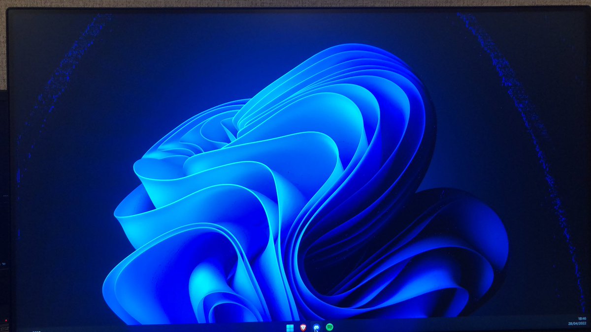 khroeger tweet media