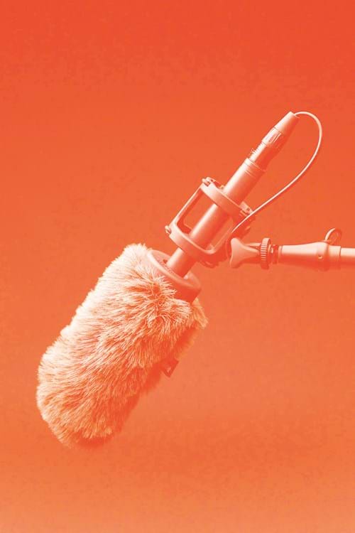 tankmagazine's tweet photo. “Affection needs to be believable to work; ASMR is a collective labour of love.”
From 2020, @huwlemmey on ASMR, digital intimacy and the new emotional economy of care. #TANKarchive
https://t.co/BvSSQxDBn1 https://t.co/cXrjBBHdnb