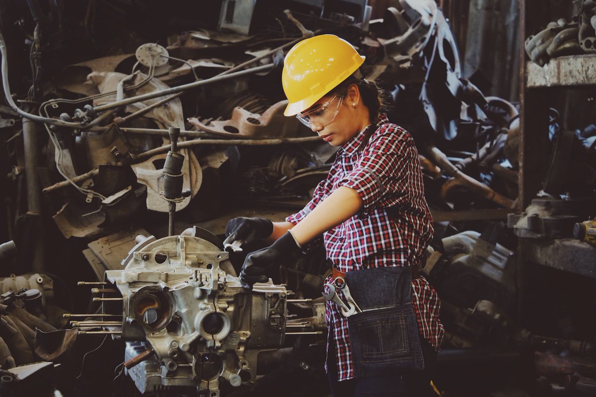 On April 28, it's World Day for Safety and Health at Work. 👷‍♂️🛠️👷‍♀️ "Let's stay together!" That is the motto this year. So, let us work together on a positive health and safety culture. 🚀 🚀 🚀
#occupationalhealthandsafety #WorldDayforSafetyandHealthatWork2022