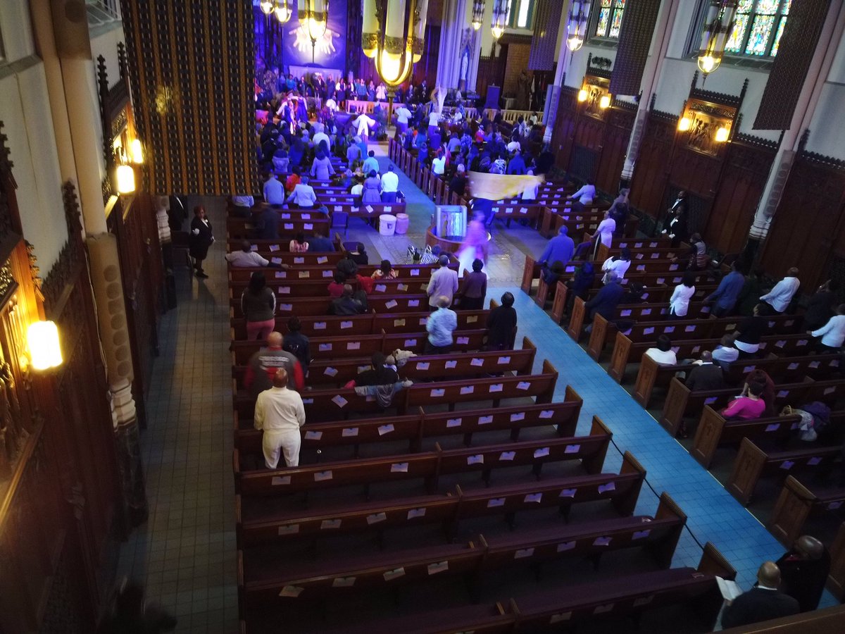 JWebbNation's tweet photo. The St Sabina community needs your awareness.  Every 
ChicAgo  athlete should be there to draw awareness to a problem with gun violence. https://t.co/Jid5alwnJr