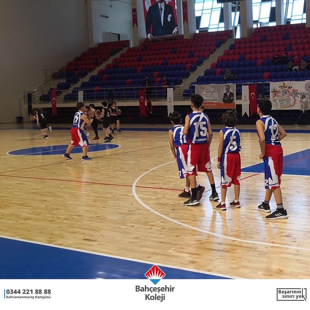 bahcesehirmaras's tweet photo. Okul sporlarının Niğde'de düzenlediği Küçük Erkekler Basketbol Grup müsabakalarında grup https://t.co/f4EKNeeox5  olan takımımızı kutlarız. 

⛹️‍♂️ 🏆🎖️

#KahramanmaraşBahçeşehirKoleji

@osmandingis @mehmetsanalocak @bahcesehir_k12 https://t.co/Vj3aESMKoO