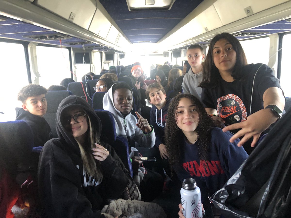 8th Grade Boston Bound!! ⁦<a href="/krisfauch/">Mrs. Kristen Faucher</a>⁩ ⁦<a href="/Tegmiere/">Erin Tegmier</a>⁩ ⁦<a href="/LearnWithMFern_/">Mary Fernand</a>⁩ ⁦<a href="/WatsonBryan7/">Bryan Watson</a>⁩ ⁦<a href="/taranovichj1/">Jennie Taranovich</a>⁩